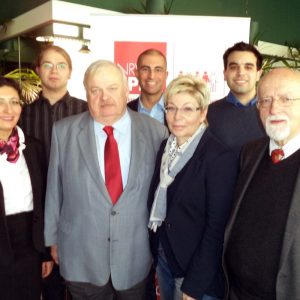 v.l.n.r: Nezahat Baradari (SPD-OV Attendorn), Johannes Hamers (SPD-OV Saalhausen), NRW-Integrationsminister Guntram Schneider, Ali Dogan NRW AG Migration und Vielfalt, Landtagspräsidentin Carina Gödecke, Michael Cordes (SPD-OV Kirchhundem), MdL Bernhard 