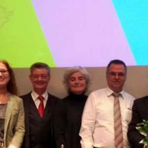 V. l. André Stinka (Generalsekretär NRW-SPD), Jutta Hecken-Defeld (Delegierte), Norbert Römer (Vors. SPD-Landtagsfraktion), Petra Crone (MdB), Wolfgang Langenohl (Deleg.), Minister Mike Groschek, Birgit Sippel (MdEP)